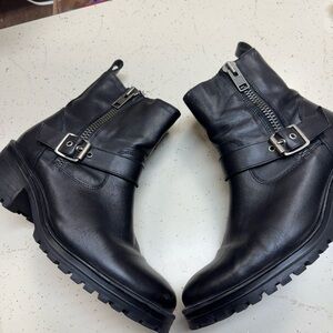 Steve Madden Black Leather Ankle Boots